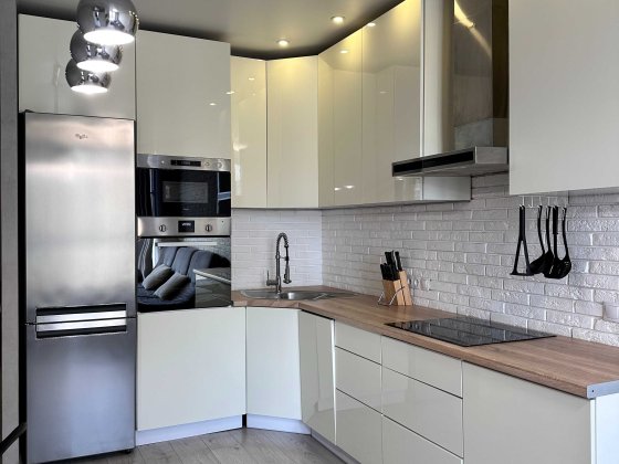 Без комиссии! Аренда большой квартиры на Позняках, ул. Драгоманова 2 Киев