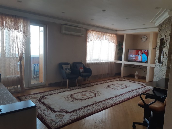 Оренда двокімнатної квартири в центрі міста - фото 1