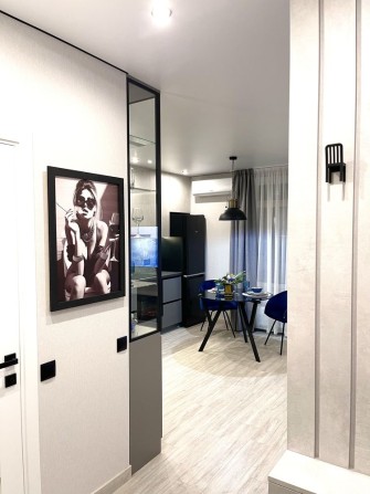 Світло не вимикають! Без комісії! Видова квартира з каміном - фото 1