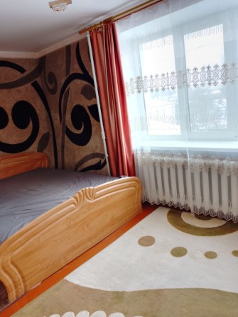 Оренда двокімнатної квартири в центрі площадь - фото 1