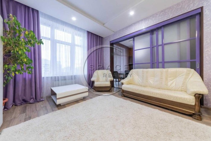 Оренда просторої 3к.квартири 90м2 в ЖК Новопечерские Липки Верхогляда - фото 1