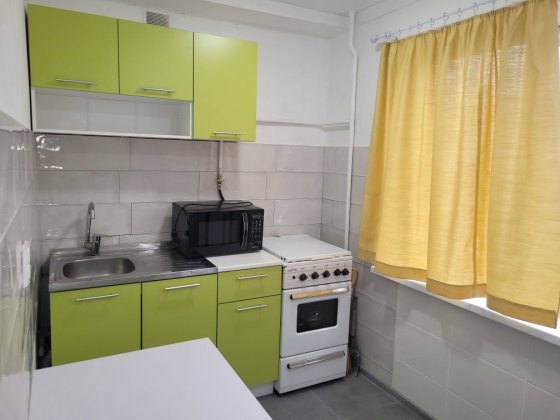 Оренда. Воскресенський проспект 18, метро Дарниця та Лівобережна Киев