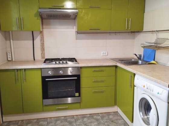 Сдам 2х комнатную кв-ру 15000  р-н Макдональдса ул  Котляревского Дніпро