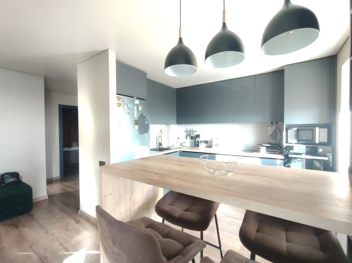 Сдам 2-х ком.65 м.кв. свет есть всегда/ Пр.Науки,108./ Центр/Дафи - фото 1