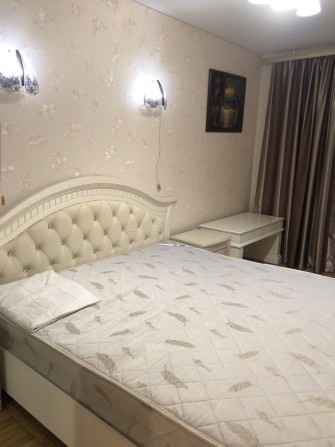 Оренда 3кв Палац Украіна Печерськ Зверинецька - фото 1