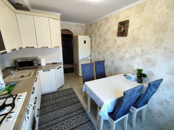 Оренда 3 кімн. квартири біля ТРЦ Вікторія Гарденс вул. Кульпарківська Львов