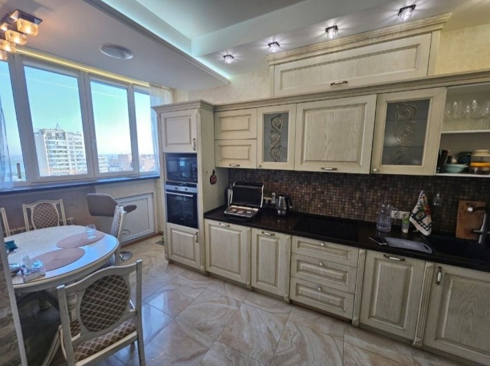 Сдам 2х ком.квартиру с евроремонтом и мебелью в жк Панорама - фото 1