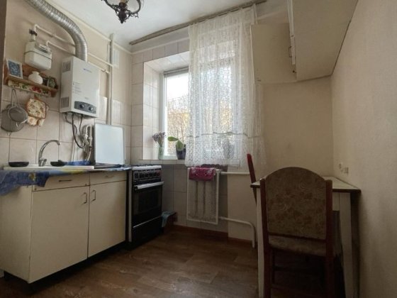 Оренда  3 кімнатної квартири в центрі на 2 поверсі Житомир