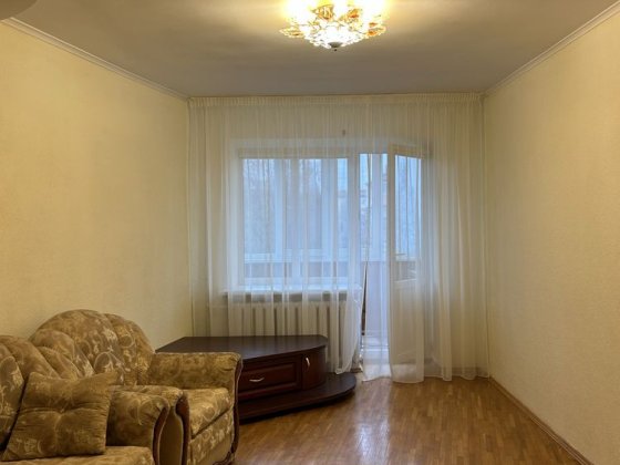 Здам в довгострокову оренду 3 кімнатну квартиру вулиця Львівська 4/5 Житомир