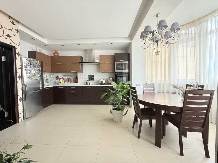 Оренда 3к Чорновола 25. Якісний ремонт, теплий будинок. - фото 1