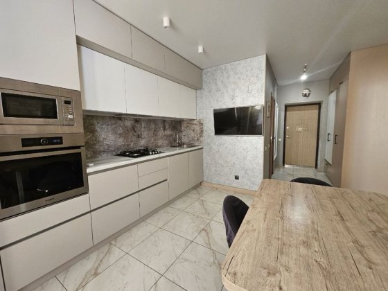 Оренда однушка в ЖК Мрія на Покровській