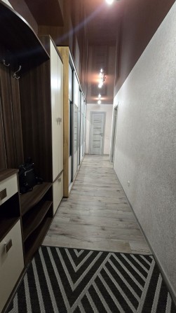 Простора та затишна 1к кв в жк Сімейний Комфорт. Агв - фото 1