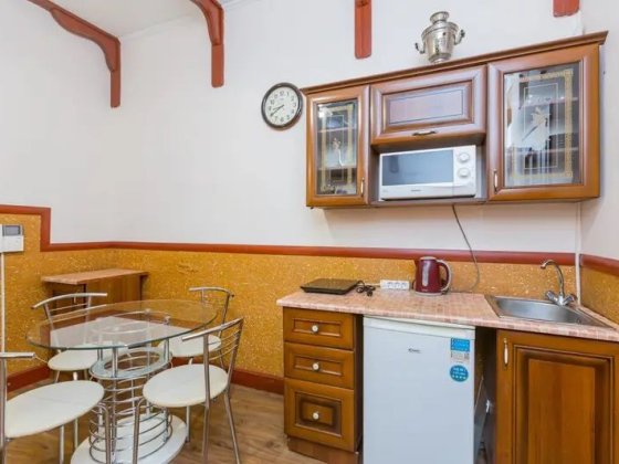 Оренда  Пр. Свободи 7, квартири на місяць, два від власника. Львов