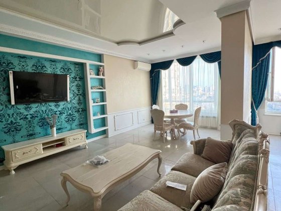 2 кімнатна квартир на Жилянській 2 комнатная квартира на Жилянской Киев