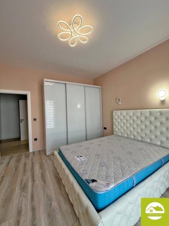 Здається велика квартира зі світлом - фото 1