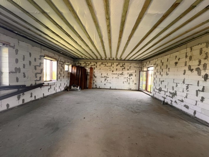 Сдам дом на Победе 105 м2 без отделки, участок 10 соток. - фото 1