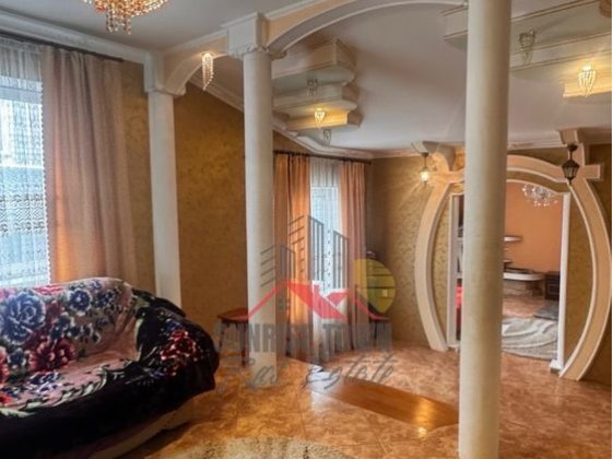 Здам 3 кімнатний будинок  у місті для ЗСУ