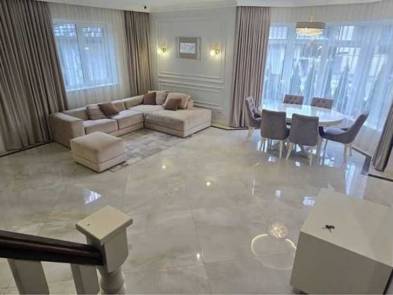 Здам ВІП будинок поряд ліс Львів