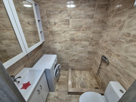 1 Кім.Бдинок.В Центрі.Автономка,Меблі,Техніка. Кропивницкий