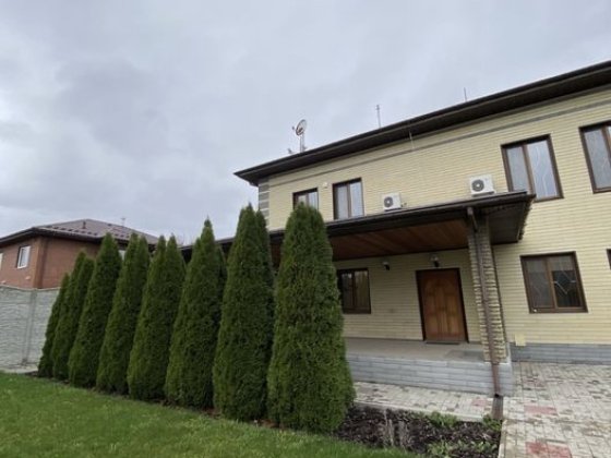 Сдается дом Новоалександровке  350 м²
