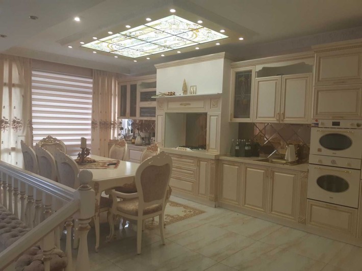 Оренда 4 кімн. будинку, вул Сахарова – Бойківська, вигляд на парк - фото 1