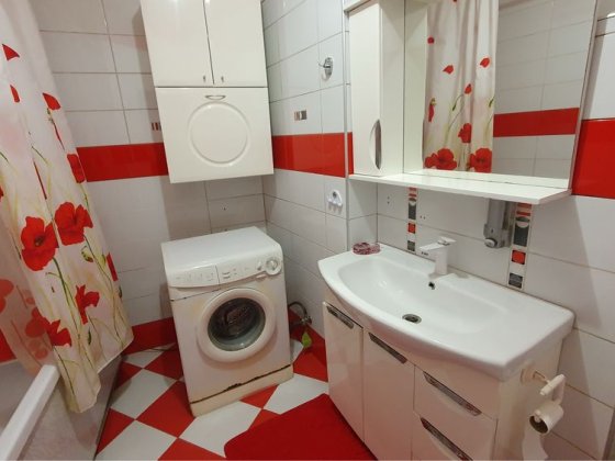 Аренда !!  Дом. 3 комнаты  ул. Лескова Николаев