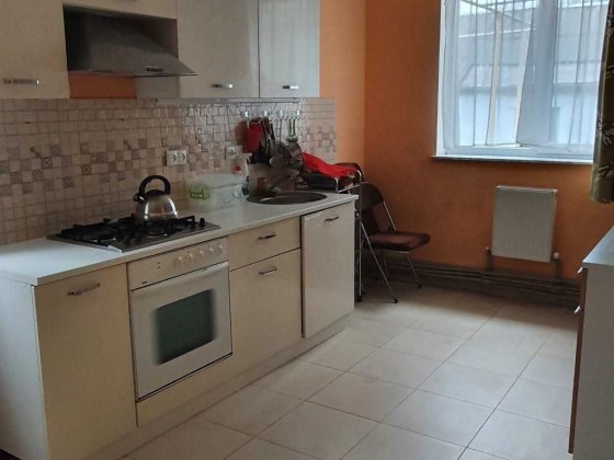 Здам будинок 2 поверхи ,80 м 3 Слобідська,є заїзд Николаев