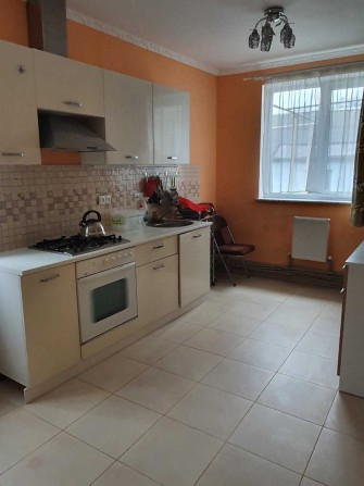 Здам будинок 2 поверхи ,80 м 3 Слобідська,є заїзд - фото 1