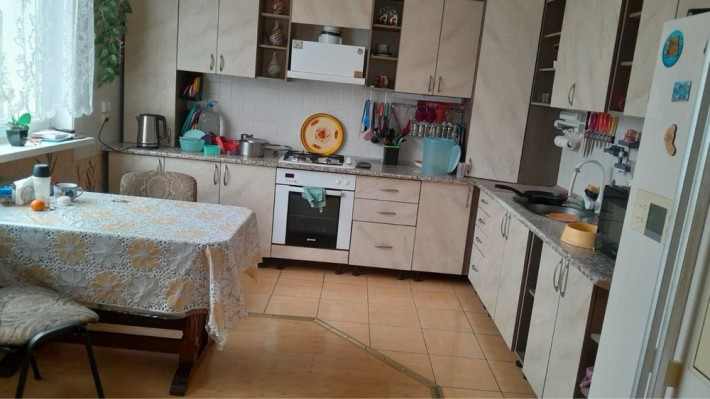 Сдаю 2-х ком. дом с хозяйкой,  Лески 1 капе - фото 1