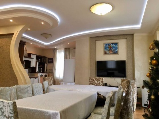 Русанівські Сади. Будинок 270кв. ГЕНЕРАТОР. Оренда від 1-12 місяців. Киев