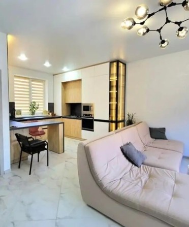 Таунхаус провулок Весняний - фото 1