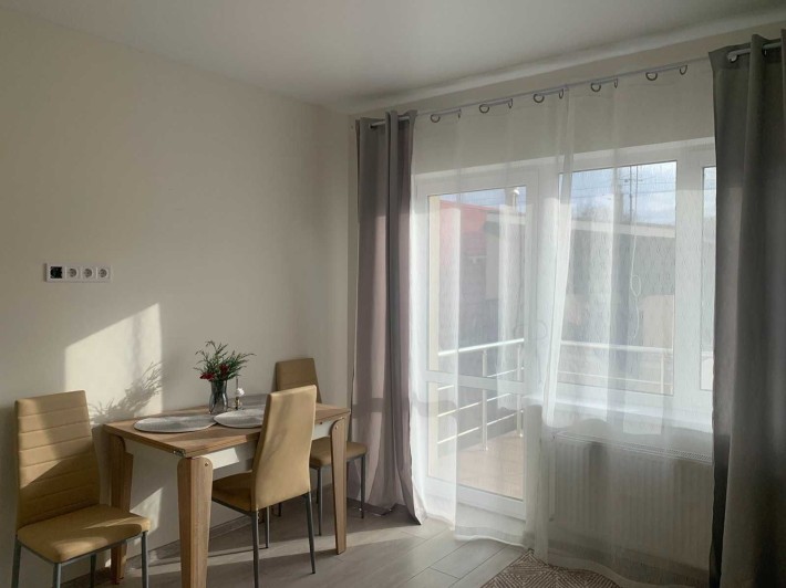 Аренда этажа-отдельной квартиры в частном доме ул.Южная море генератор - фото 1