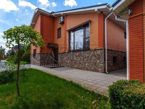 Оренда автономного будинку, с. Гора, 450м2, є підвал Київ