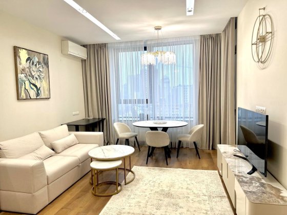 Оренда енергонезалежної квартири Tetris Hall 58м2 Киев