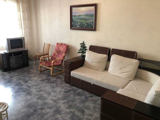 Аренда Кв 3р Маяковского 17а 3/16 76м Троещина Десн.р-н Киев  20500грв Киев