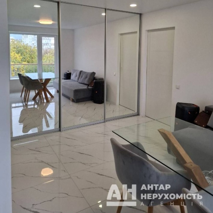 Двокімнатна біля Автовокзалу 2 - фото 1