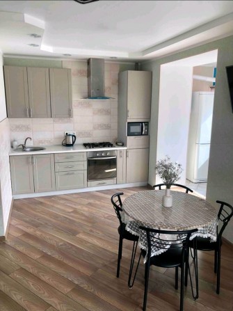 Здам в оренду  2 кімнатну квартиру, Набережний квартал. - фото 1