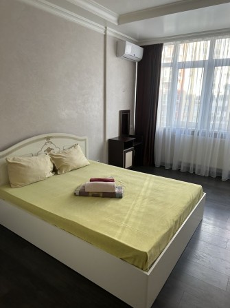 Оренда 2-к квартири вул. Здановської 46/1, ЖК Лікоград, від власника - фото 1