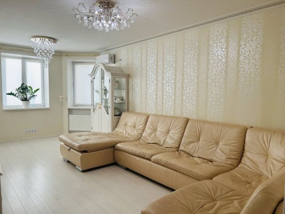 Оренда чудової трьох кімнатної квартири, Картутовка, Гідропарк