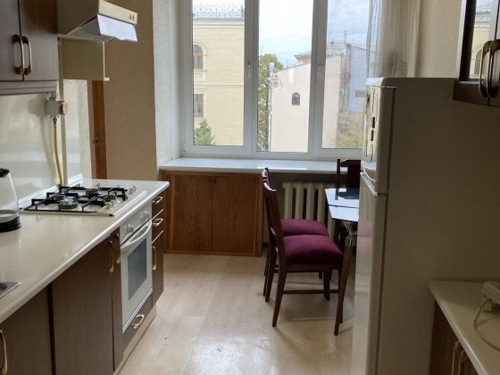 Без-%.Метро Золоті Ворота. 77м.кв.  3х кімнатна. Киев