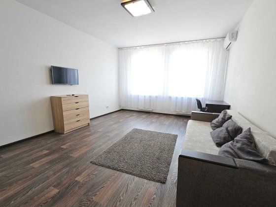 Оренда 2-к квартири-студії на вул. Клавдіївська Киев