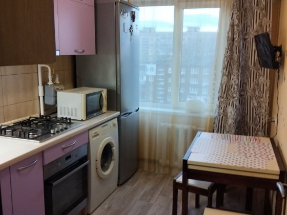 Сдам 1-к в 2-х комнатной квартире на Клочко