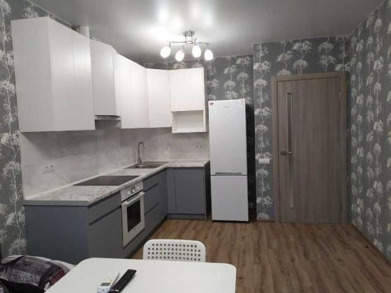 Оренда 2 кім.кв Варшавський мікрорайон Киев