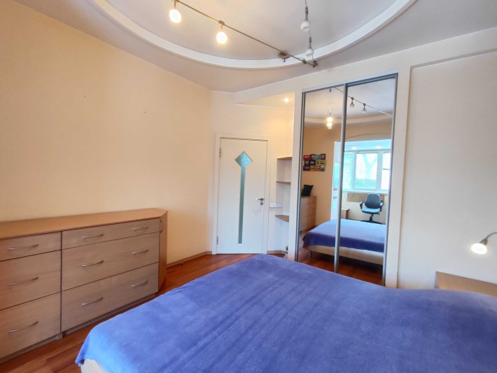 Здається 3-на квартира Богдана Хмельницького Незалежності автономка - фото 1