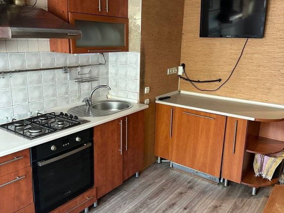 Сдам 3 комнатную квартиру ж м Победа Днепр