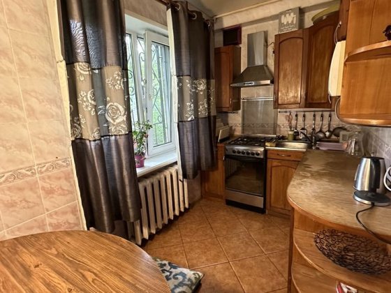 Здається в оренду двокімнатна квартира пр-т Поля Дніпро