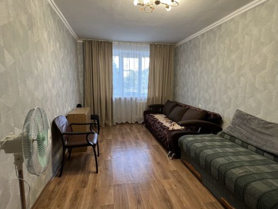 Здається 2-х кімнатна квартира на короткий термін, центр Житомир