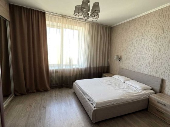 Оренда 2к квартири на вул. Ливарна 2 Дніпро