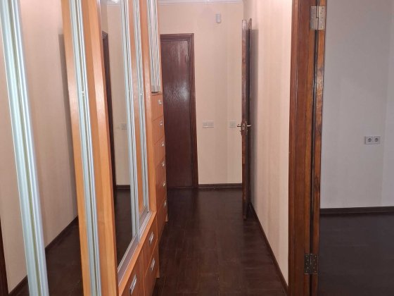 Здам 3-кімнатну квартиру в р-ні Медуніверситету Винница