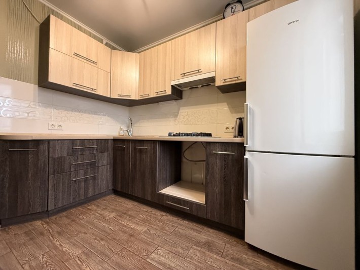 Сдам 1-ком просторную квартиру Ремонт Кирпич Тополь 3 Терра - фото 1